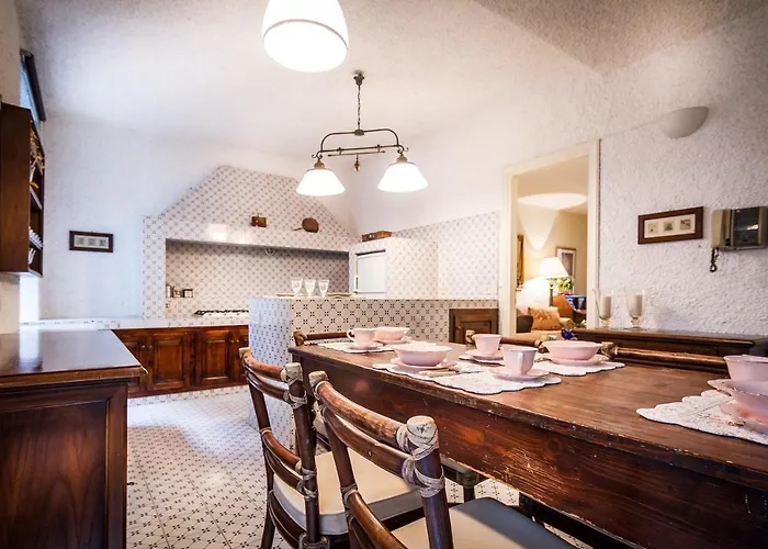 아파트 Town House