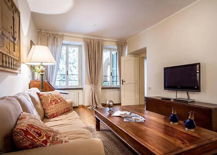 Town House *